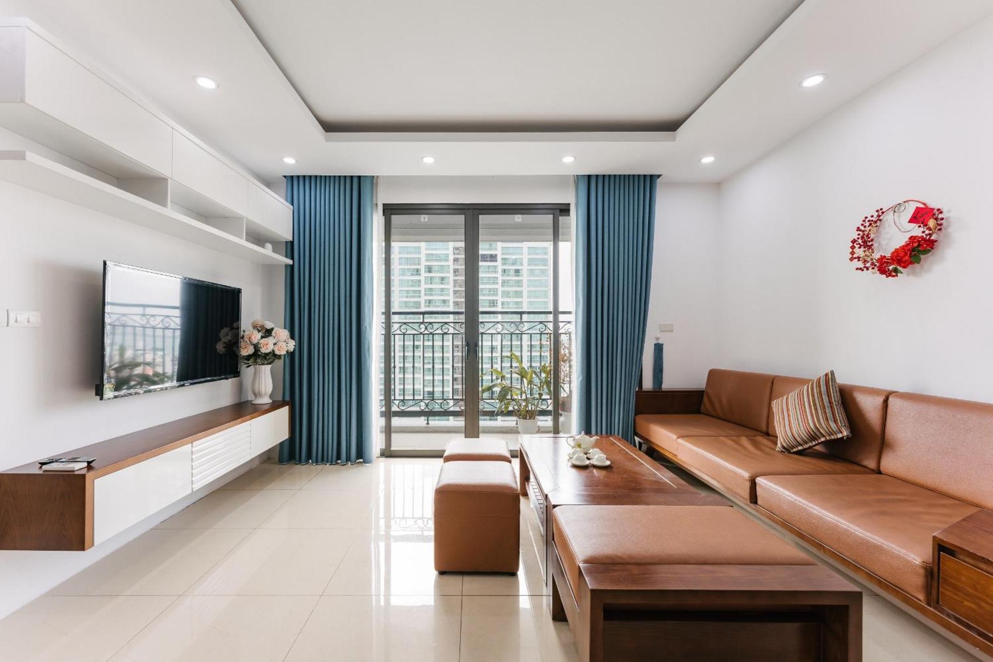 Westlake Homestay Hanoi - D'Le Roi Soleil エクステリア 写真