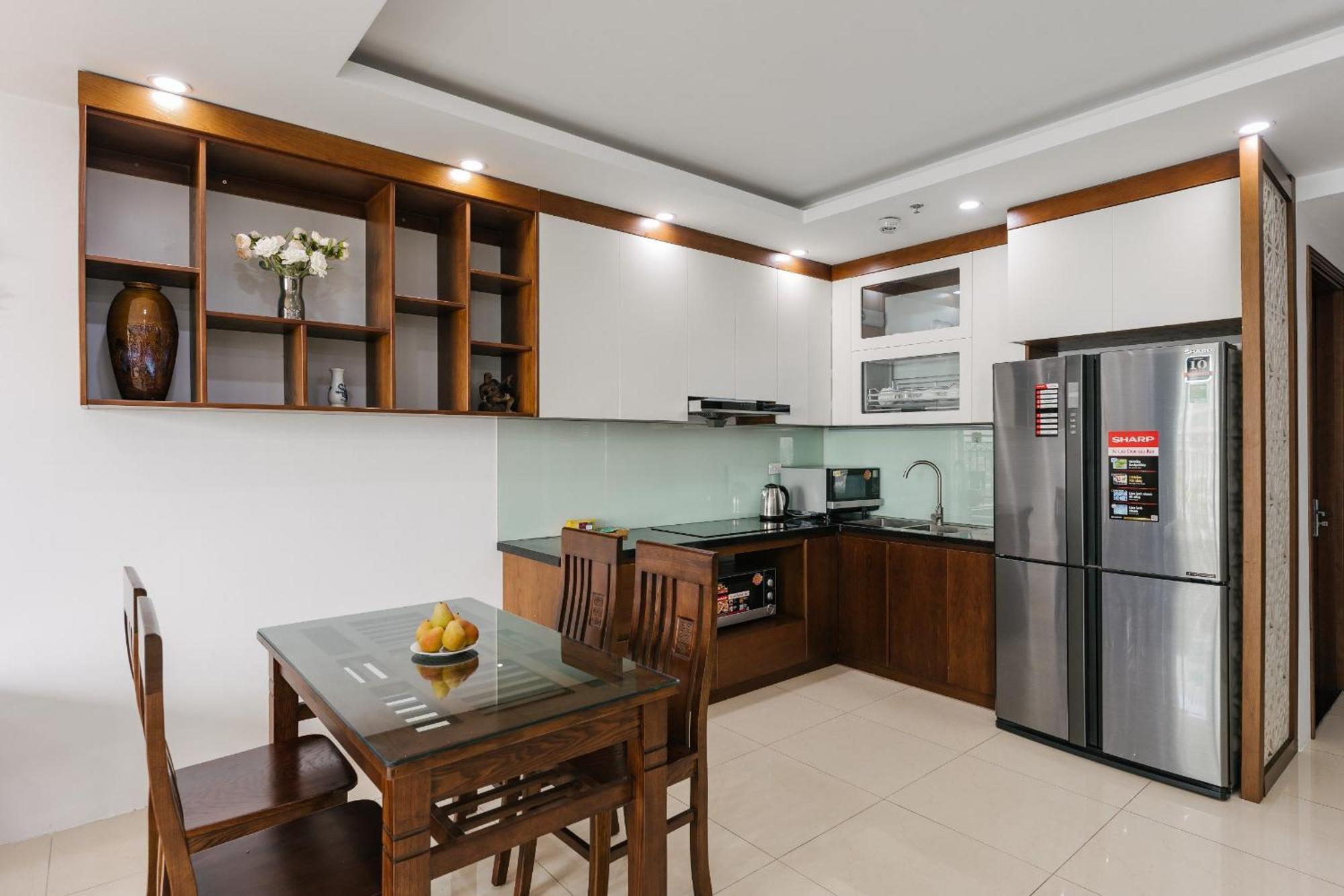 Westlake Homestay Hanoi - D'Le Roi Soleil エクステリア 写真
